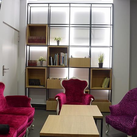 Zerupe Hotel 자라우츠 외부 사진