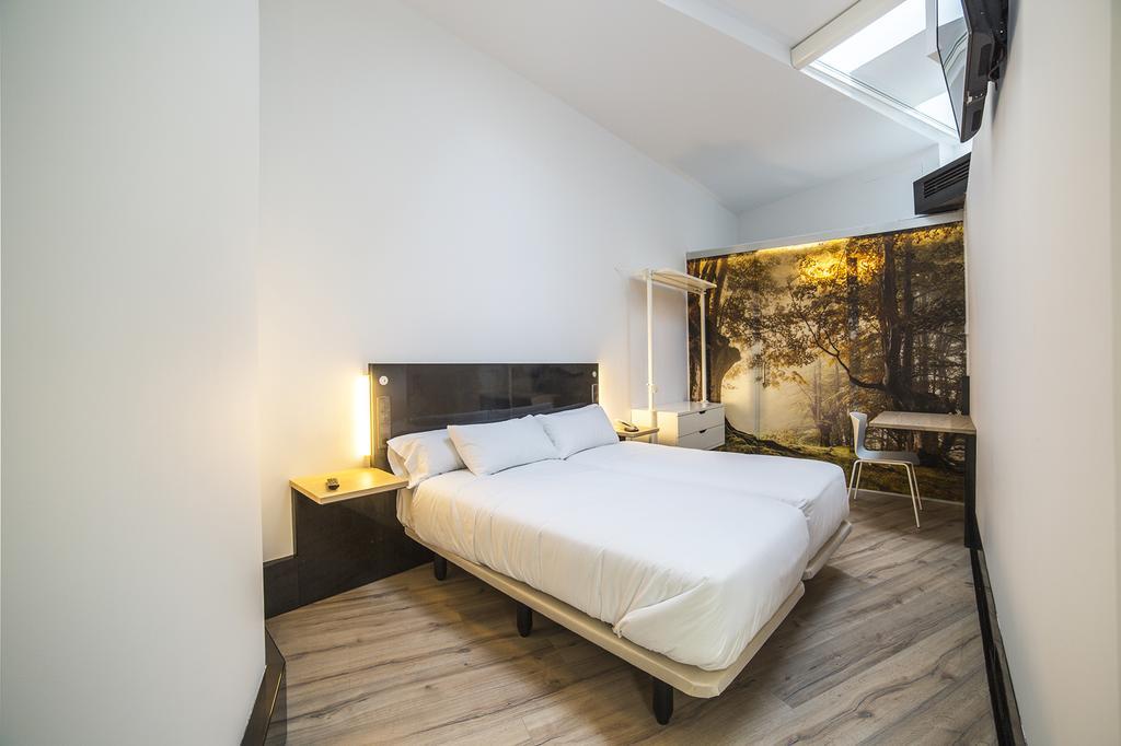 Zerupe Hotel 자라우츠 객실 사진