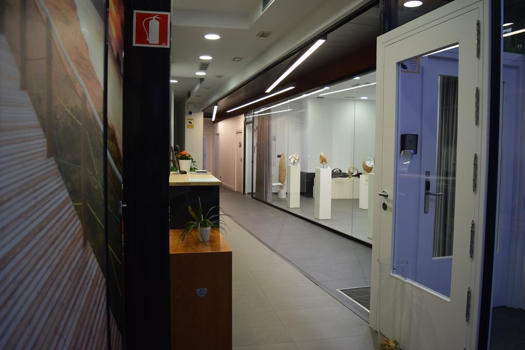 Zerupe Hotel 자라우츠 외부 사진